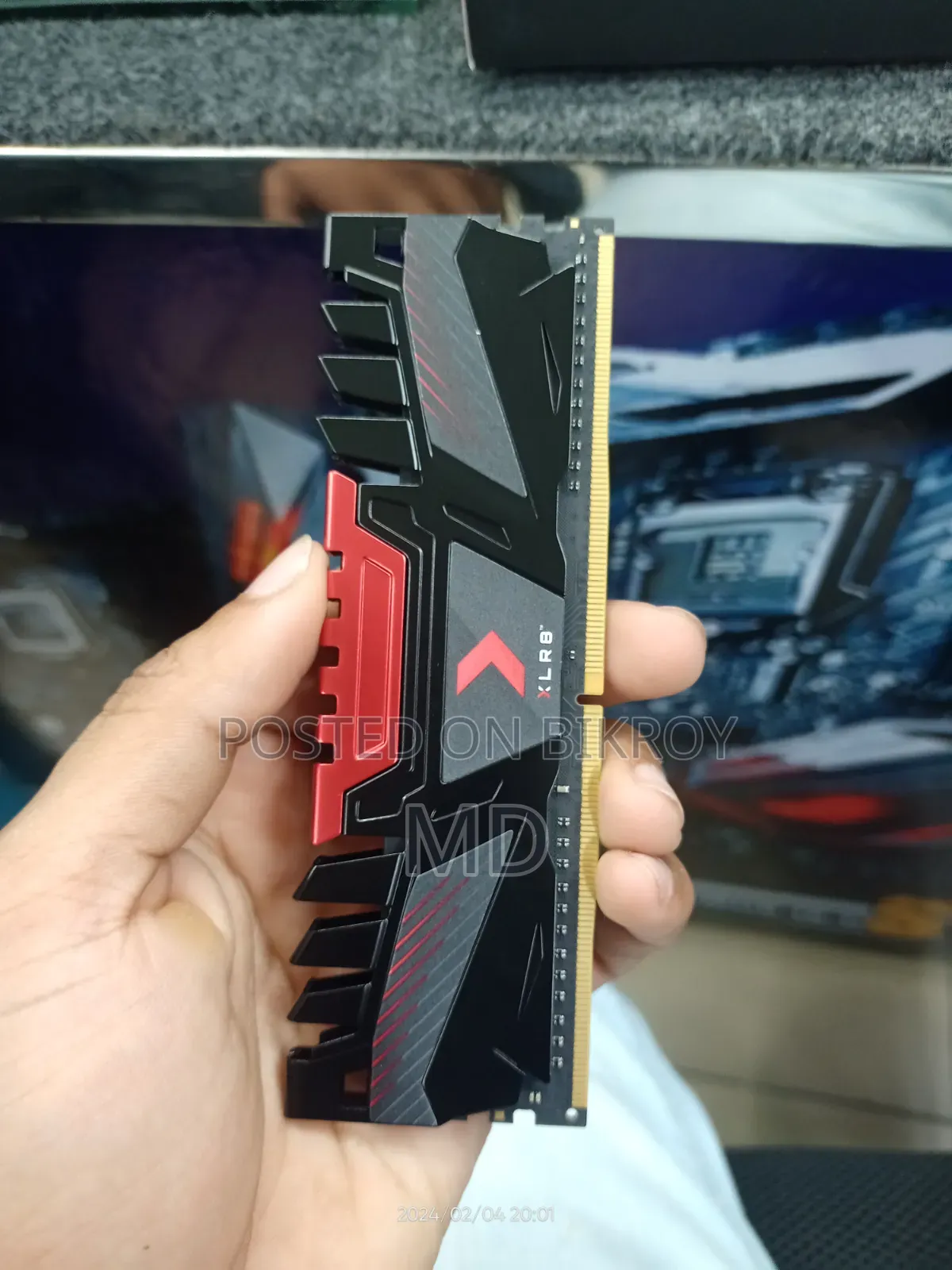 Desktop Computer Gigabyte 8GB AMD Ryzen 5 SSD 256GB