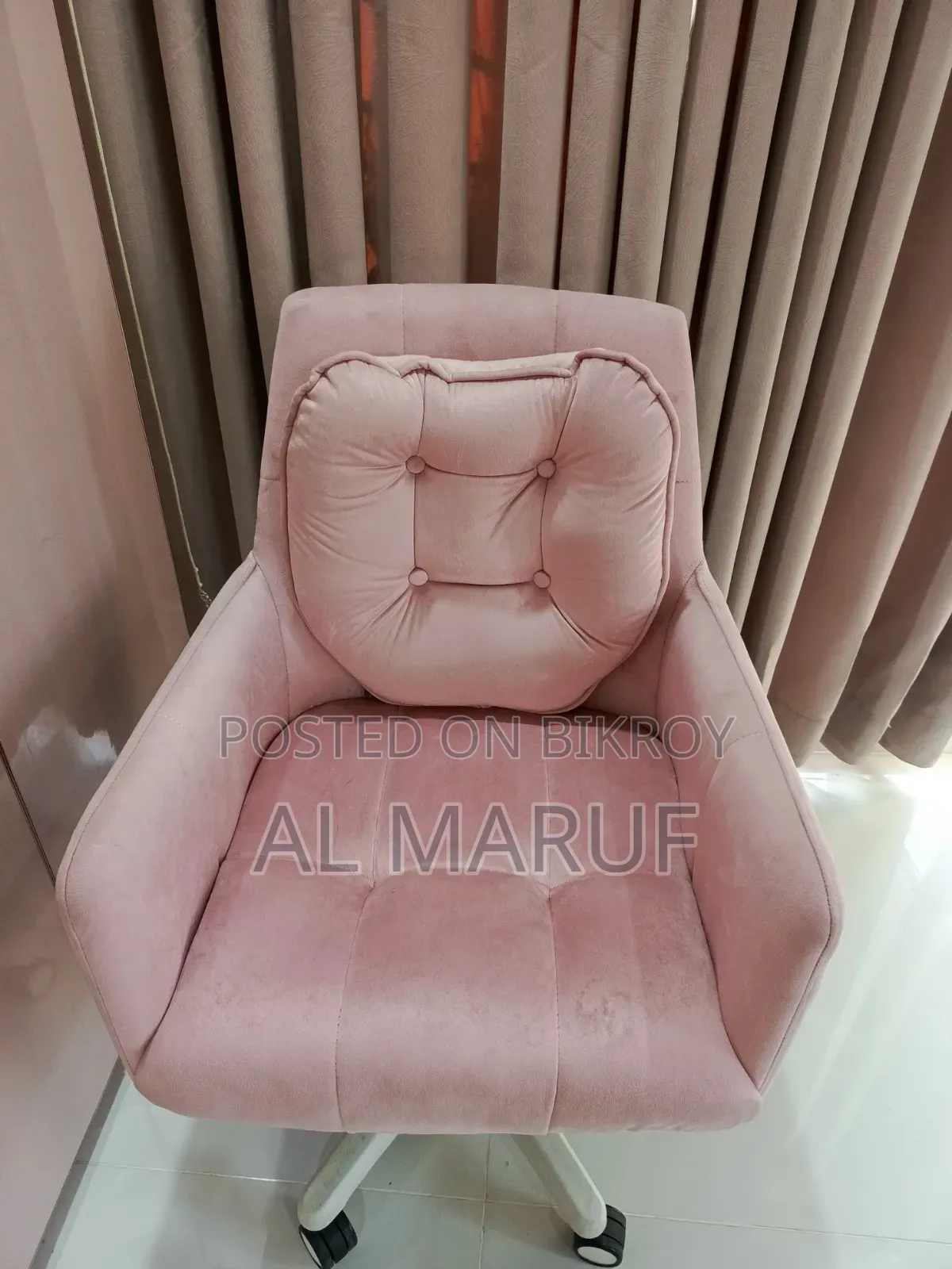 Chair- 2 Pic