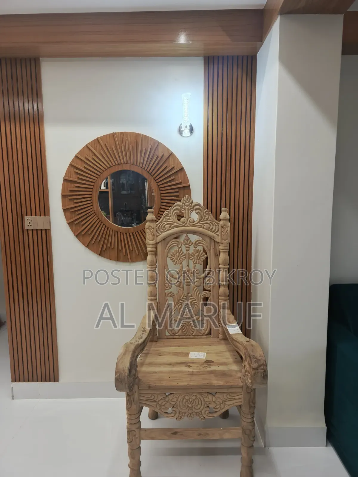Chair- 2 Pic