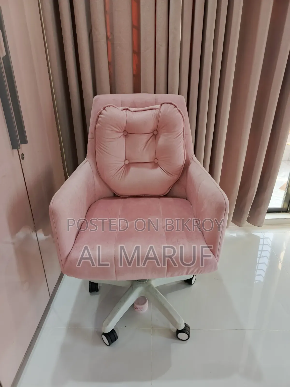 Chair- 2 Pic