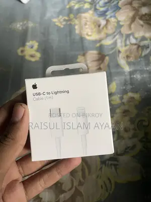 Apple Lightning Cable