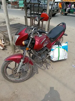 Runner Bullet 100 2018 Red