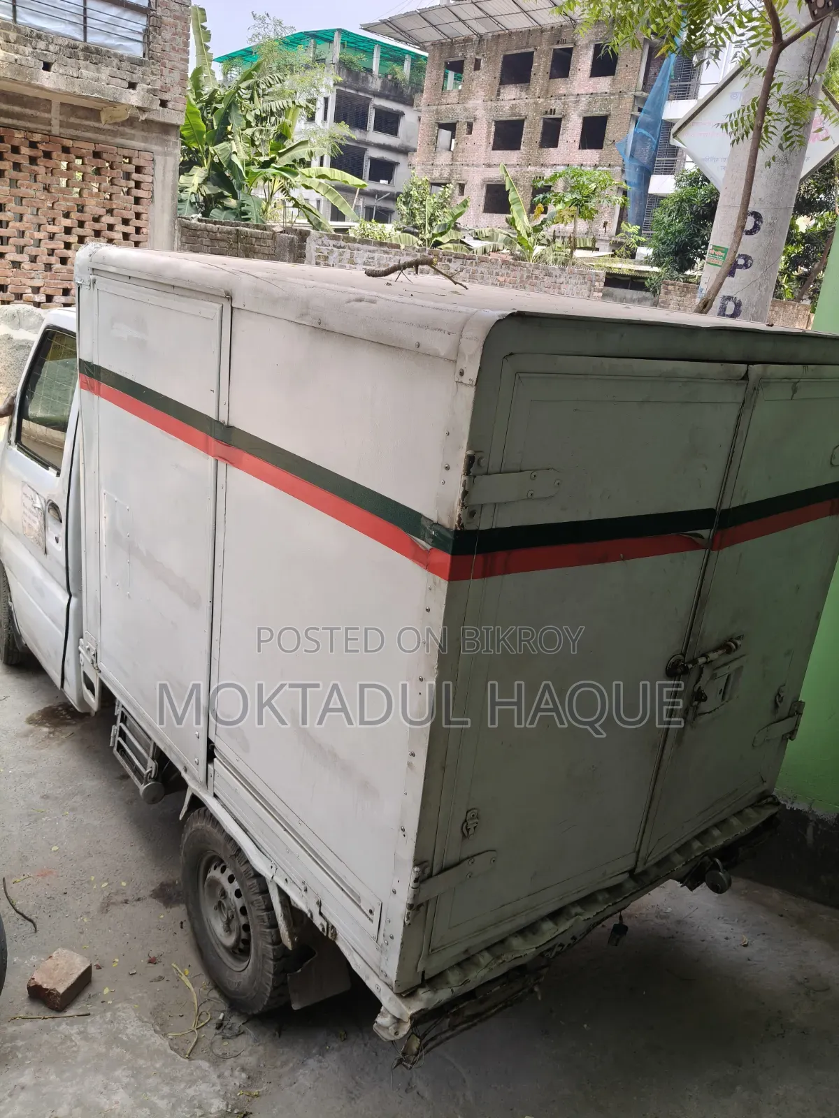 মিতসুবিশি মিনিকা ২০১১ সাদা