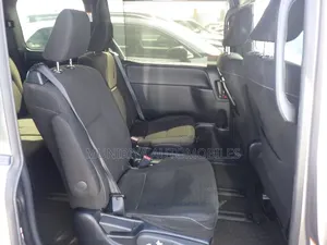 Toyota Noah 1.8 FWD Hybrid (7 Seater) 2021 Brown