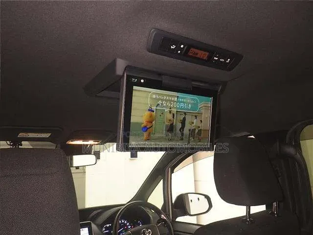 Toyota Noah 1.8 FWD Hybrid (7 Seater) 2021 Brown