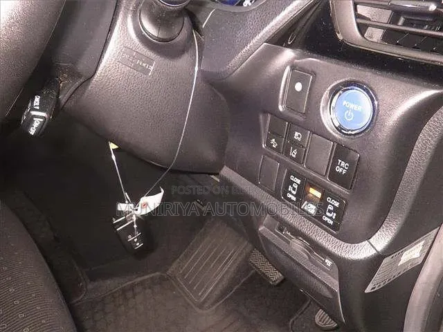 Toyota Noah 1.8 FWD Hybrid (7 Seater) 2021 Brown