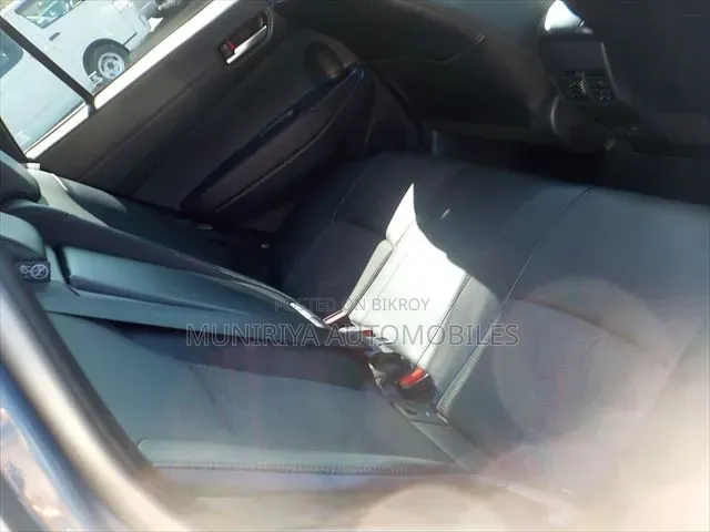 Toyota Corolla Cross 2025 Gray