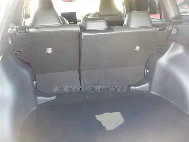 Toyota Corolla Cross 2025 Gray
