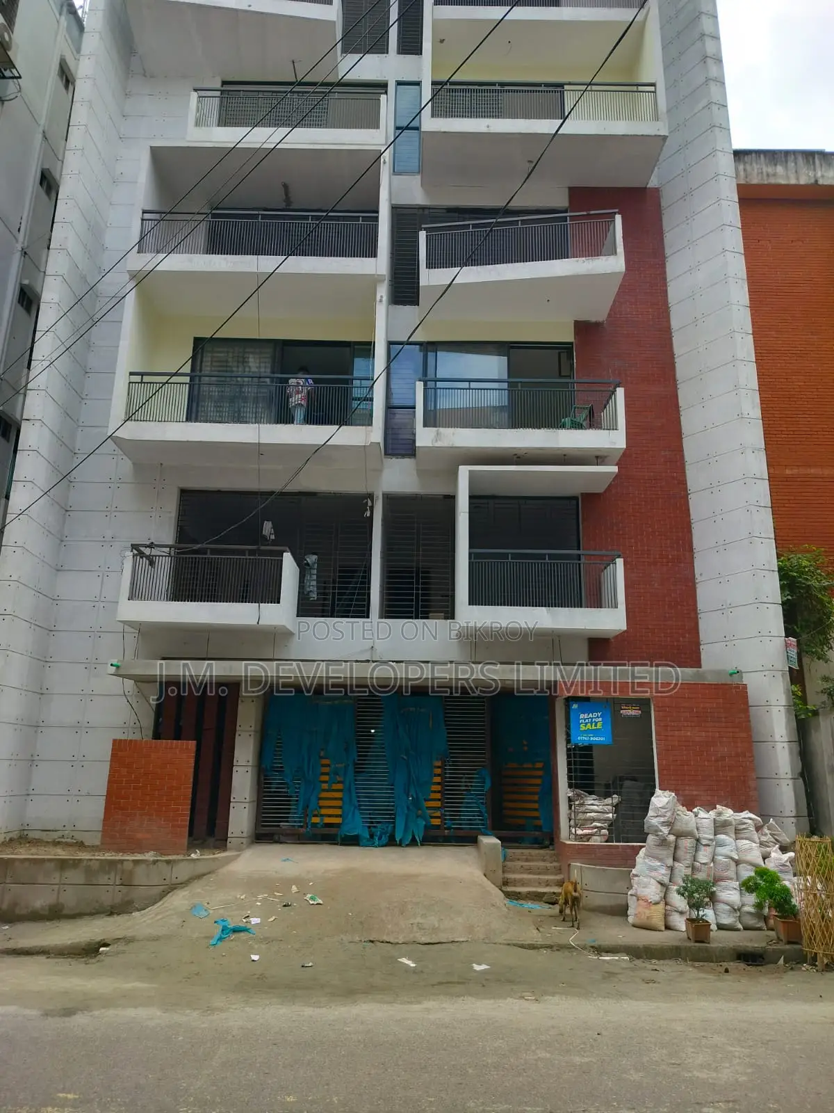 মিরপুরের জে.এম. সালাম ভিলায় ৩ বেডরুমের অ্যাপার্টমেন্ট বিক্রয়ের জন্য