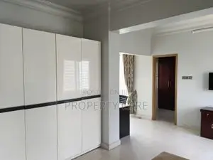 A Nice And Comfortable Apartment Of 3200 Sq Ft Is Up For Ren