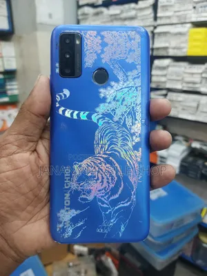 ওয়ালটন ৩২ জিবি ব্ল্যাক