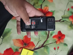 ভিম্যাক্স ভি১৭ প্রো ম্যাক্স ১২৮ জিবি কালো