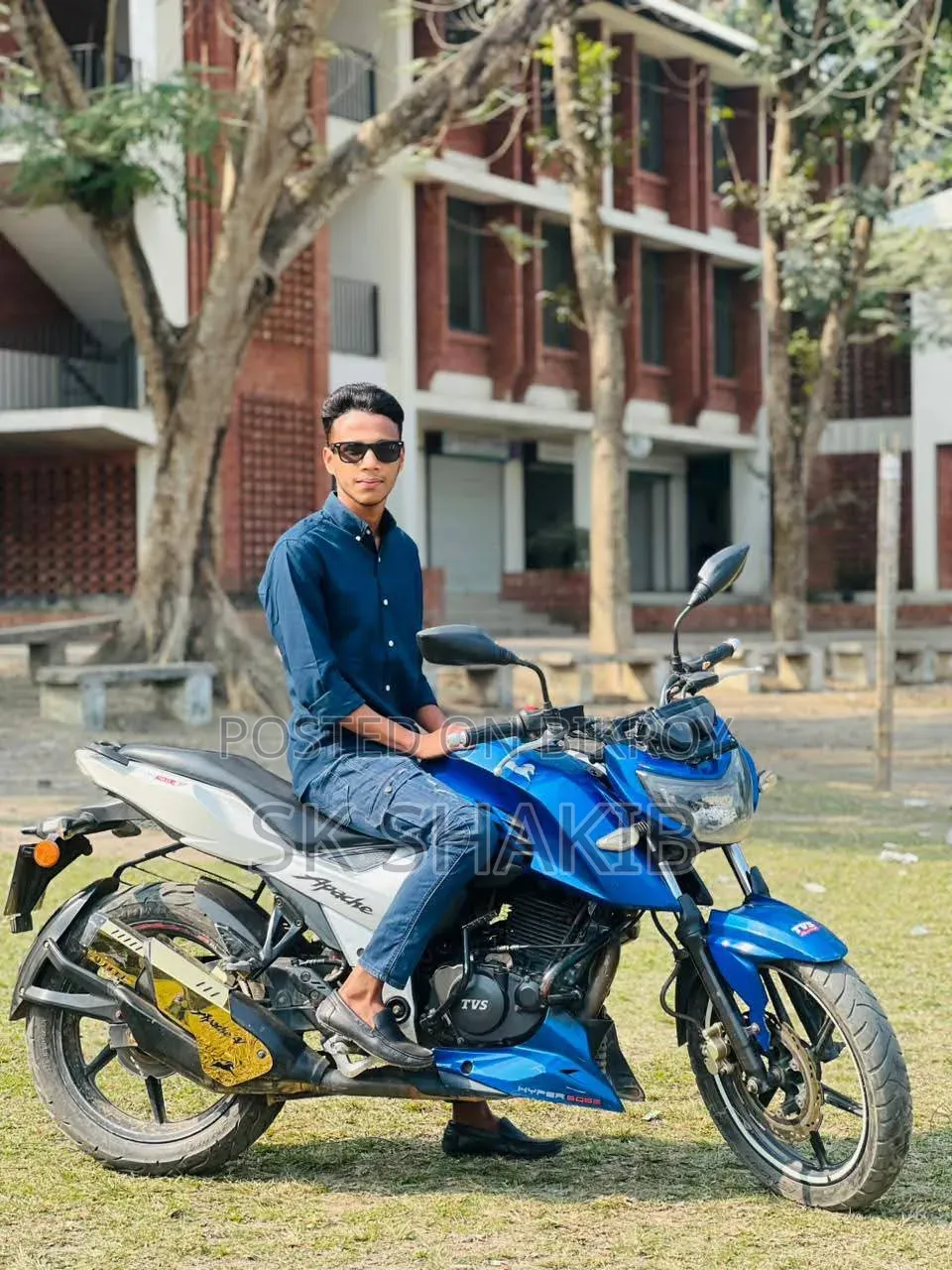 TVS Apache RTR 160 4V 2019 Blue
