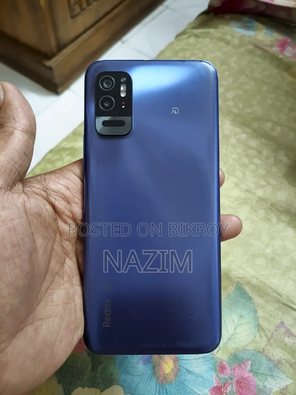 সিম্ফনি নীল
