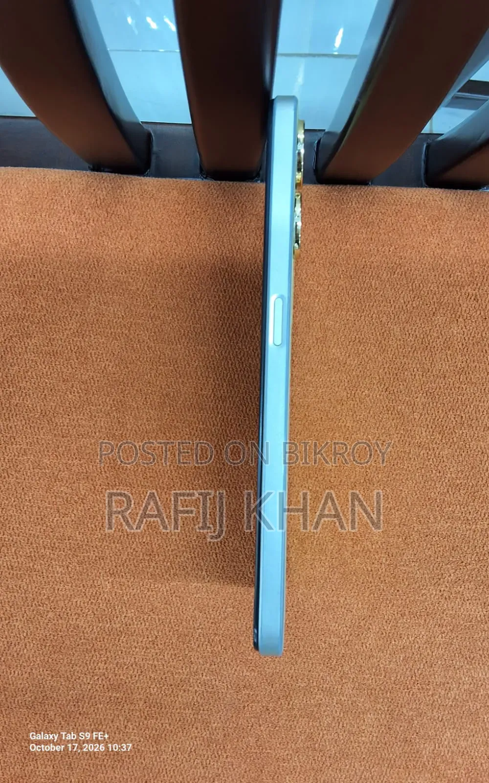 Realme V30 128 GB Gold