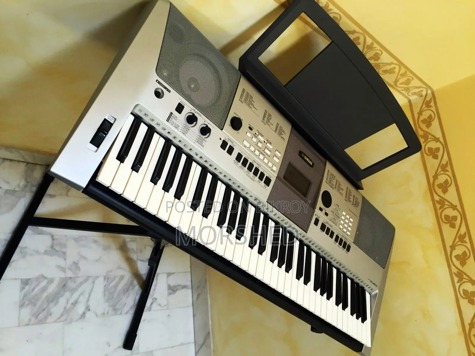 YAMAHA PSR-E413 Touch Sensitive Keyboard With Bag (MIDI + Live)