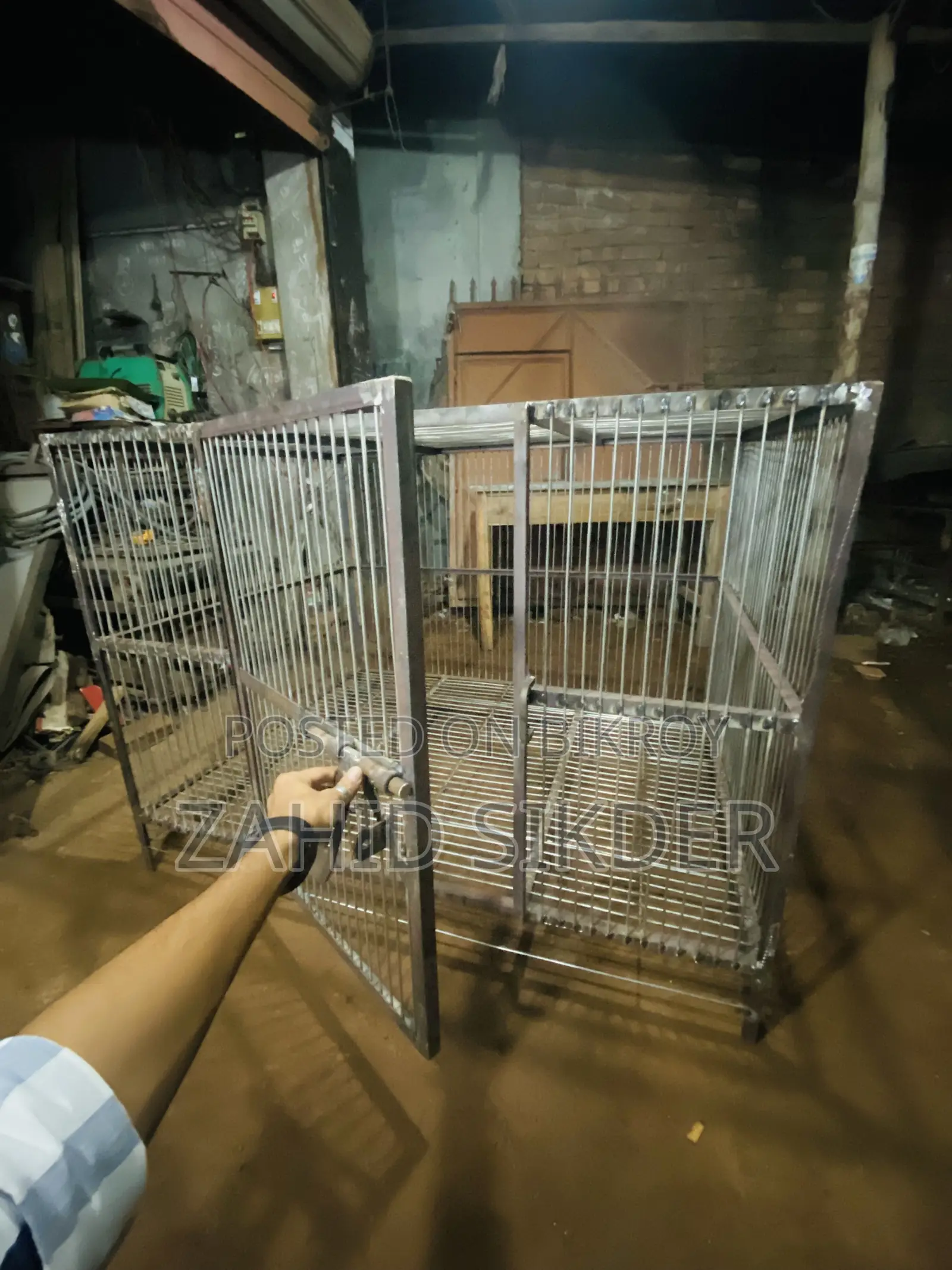 খাঁচা বিড়াল বা পাখির জন্য