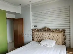 A Nice And Comfortable Apartment Of 3200 Sq Ft Is Up For Ren