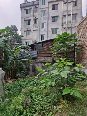 4 katha of land with boundary wall is for sale in Purba Rampura Jamtola.
