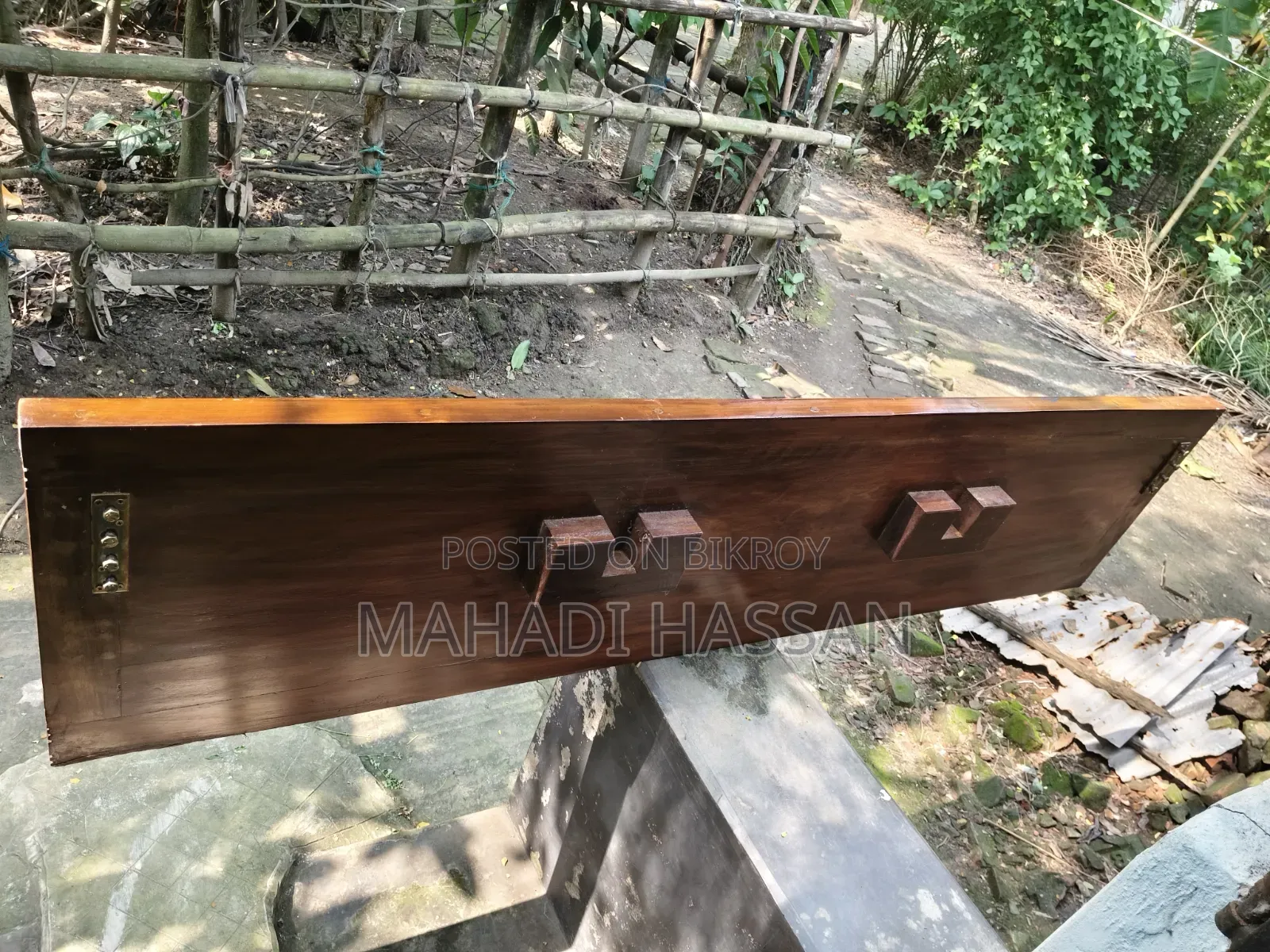 New Mahogany Wood Carved Bed for Sale Used Only 3 Months