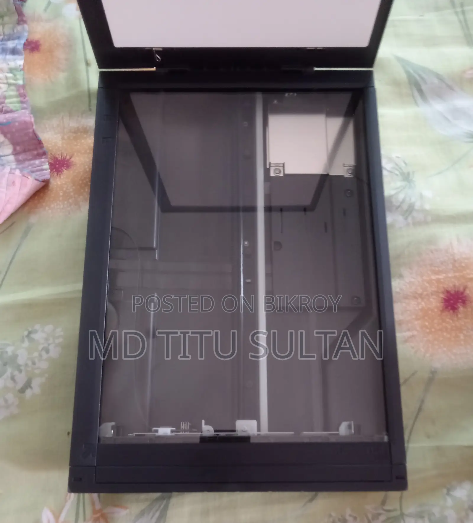 ক্যানন লাইড ৩০০ স্ক্যানার