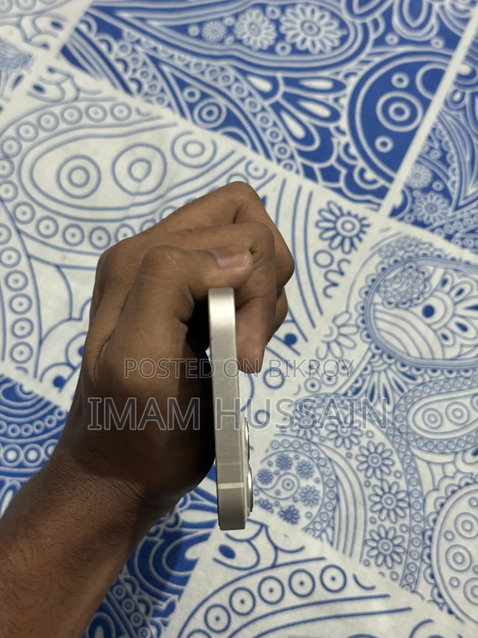 অ্যাপল আইফোন ১৩ ১২৮ জিবি হোয়াইট