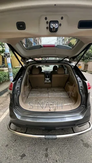নিসান এক্স-ট্রেইল ২০১৭ গ্রে