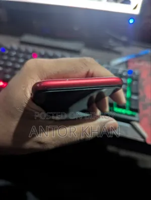 Apple iPhone 8 64 GB Red