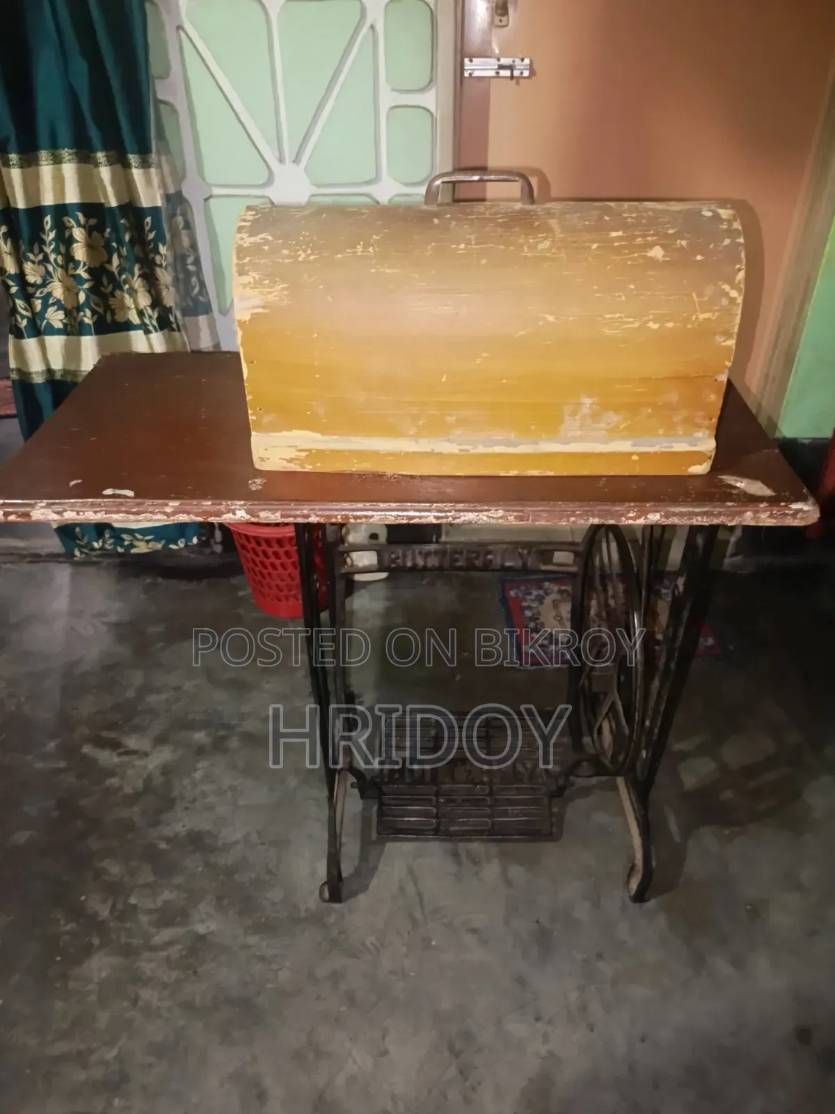 বাটারফ্লাই সেলাই মেশিন