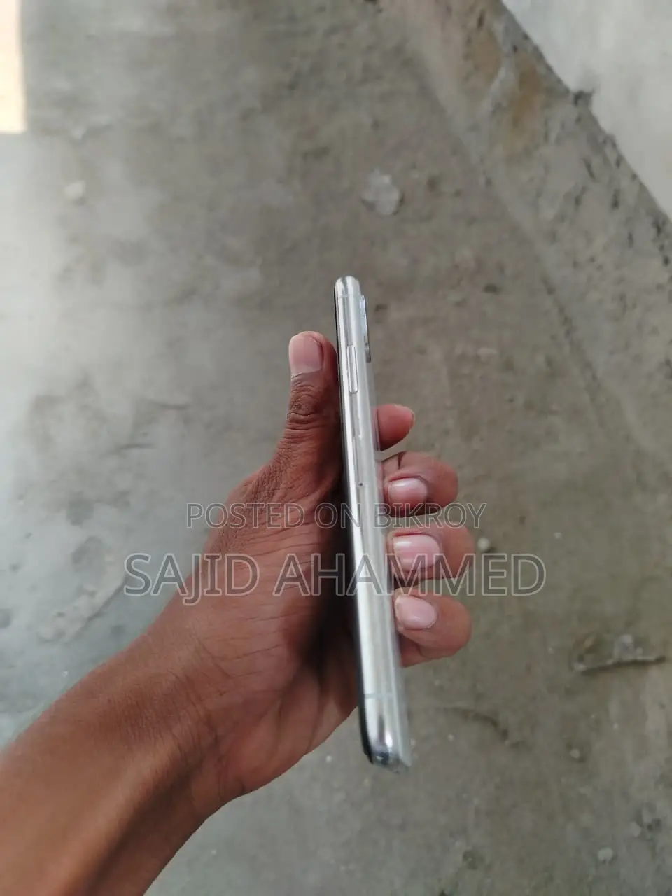অ্যাপল আইফোন এক্স ২৫৬ জিবি সিলভার