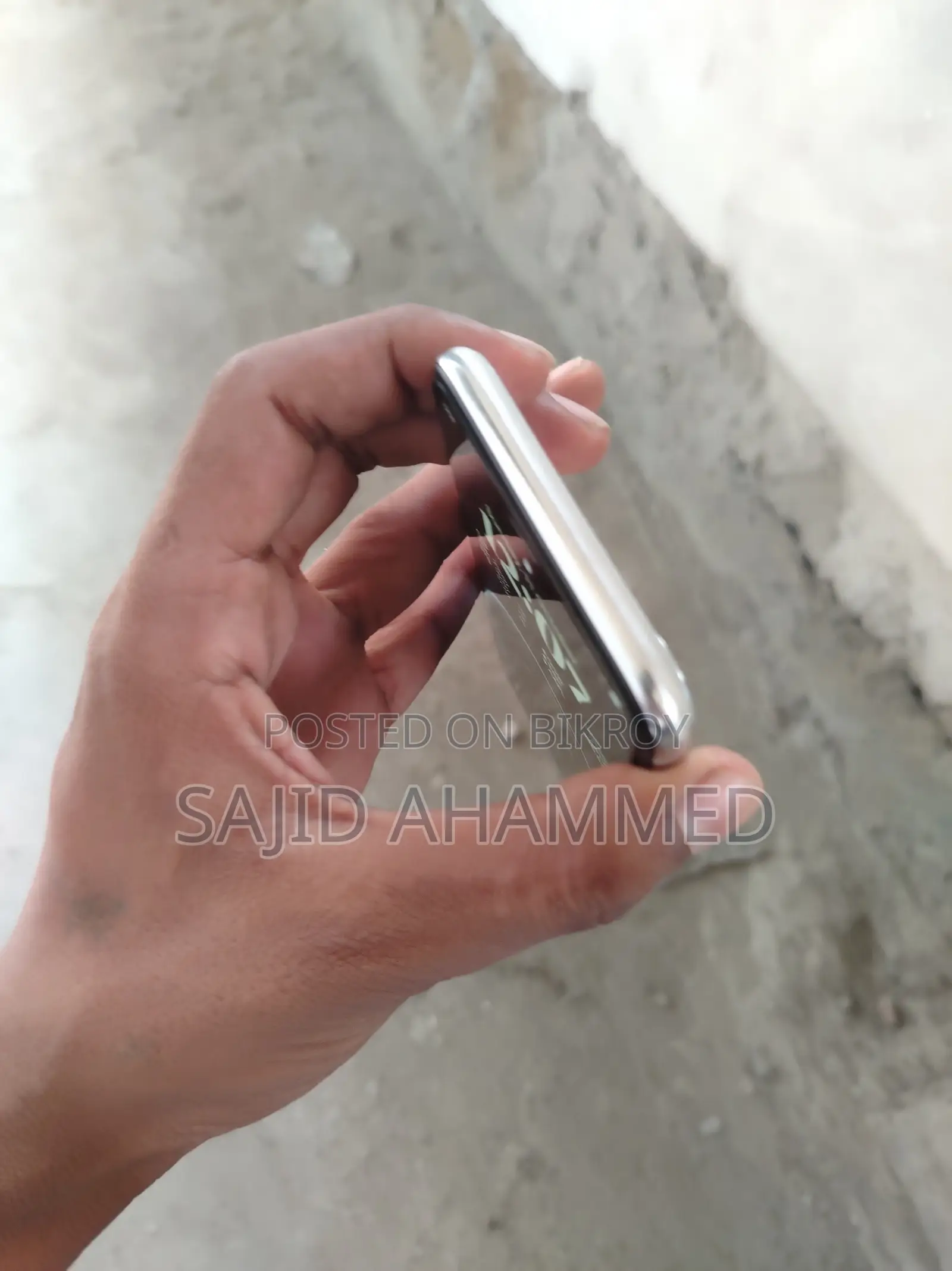 অ্যাপল আইফোন এক্স ২৫৬ জিবি সিলভার