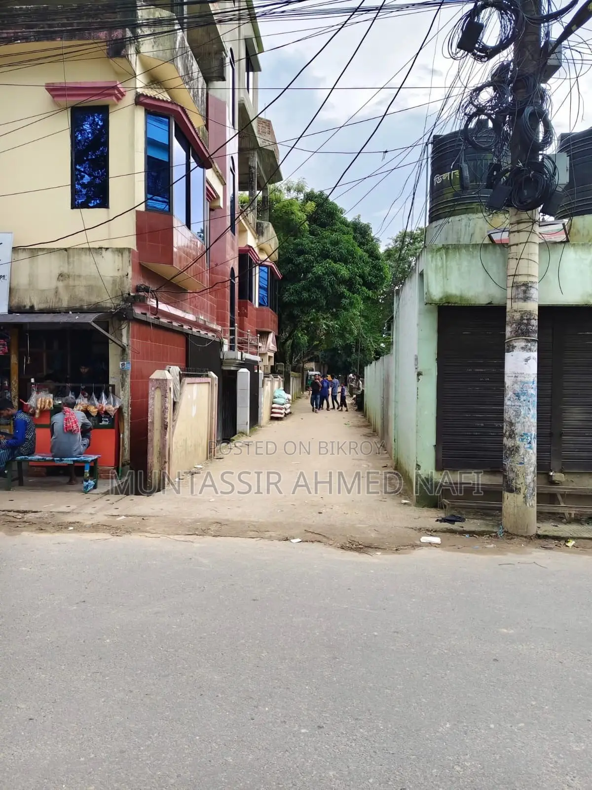 জায়গা বিক্রয় হইবে (উপশহর যতরপুরে)