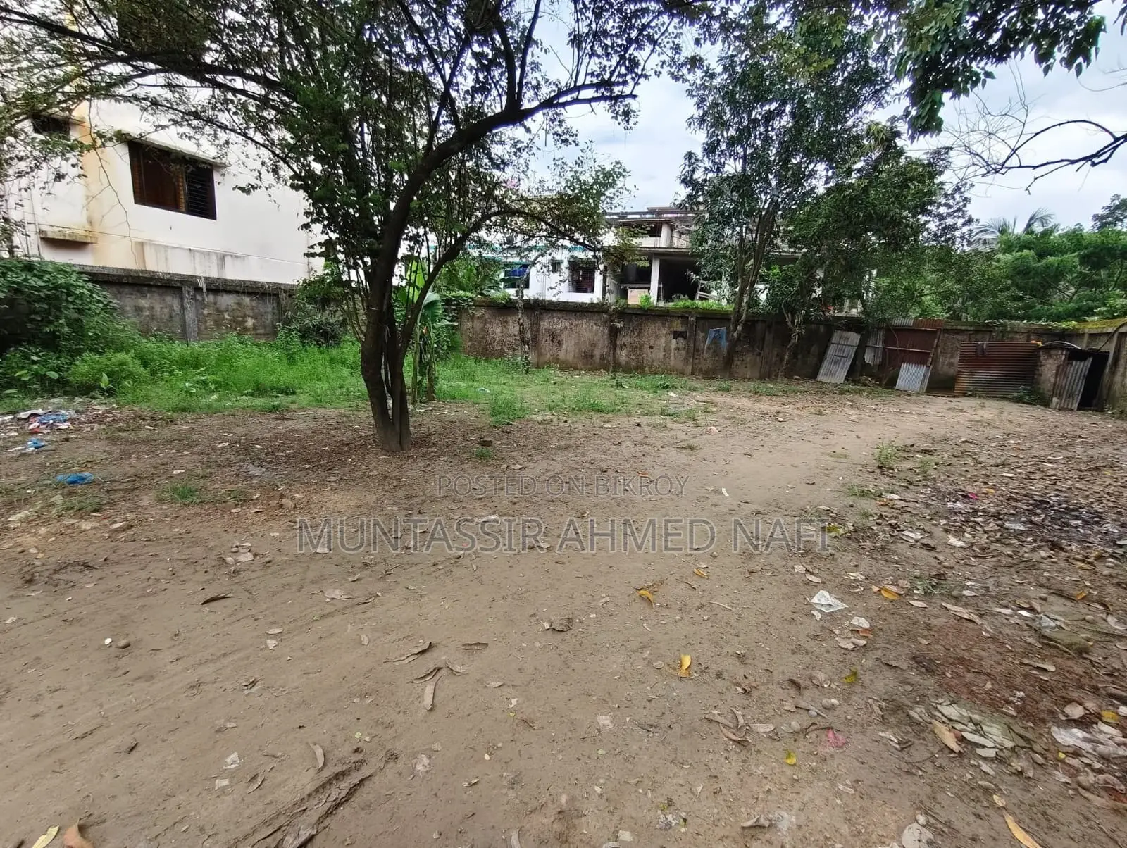 জায়গা বিক্রয় হইবে (উপশহর যতরপুরে)
