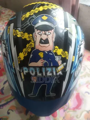 বিলমোলা পোলিজিয়া হেলমেট