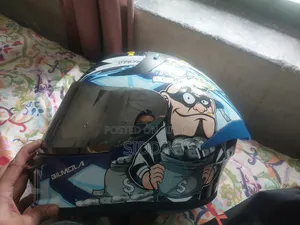 বিলমোলা পোলিজিয়া হেলমেট
