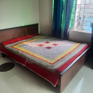 Bedroom & Kitchen