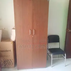 Bedroom & Kitchen