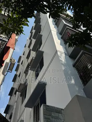 4 Bedroom Apartment in Ati Bazar, Bangshal for sale