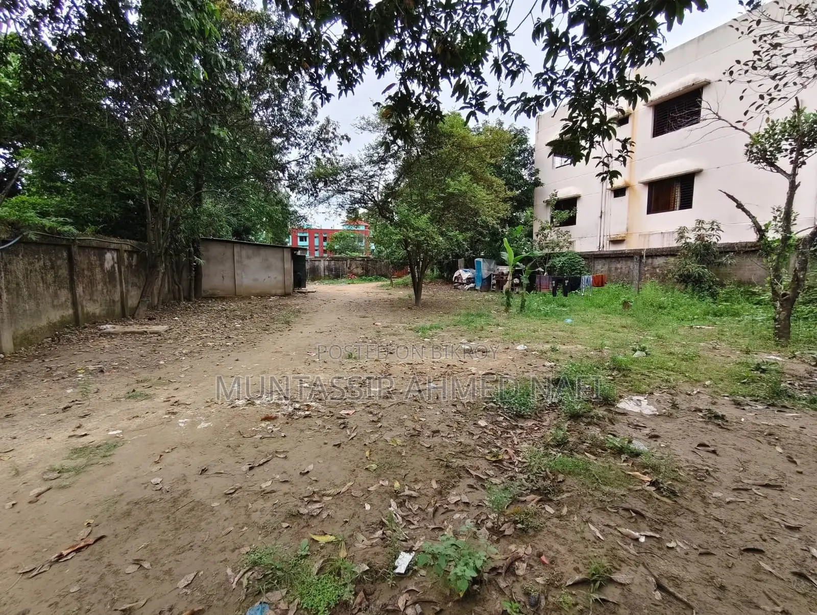 জায়গা বিক্রয় হইবে (উপশহর যতরপুরে)