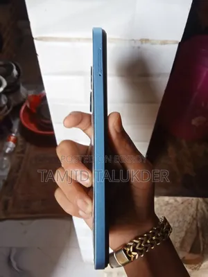 Infinix Hot 30i 128 GB Green