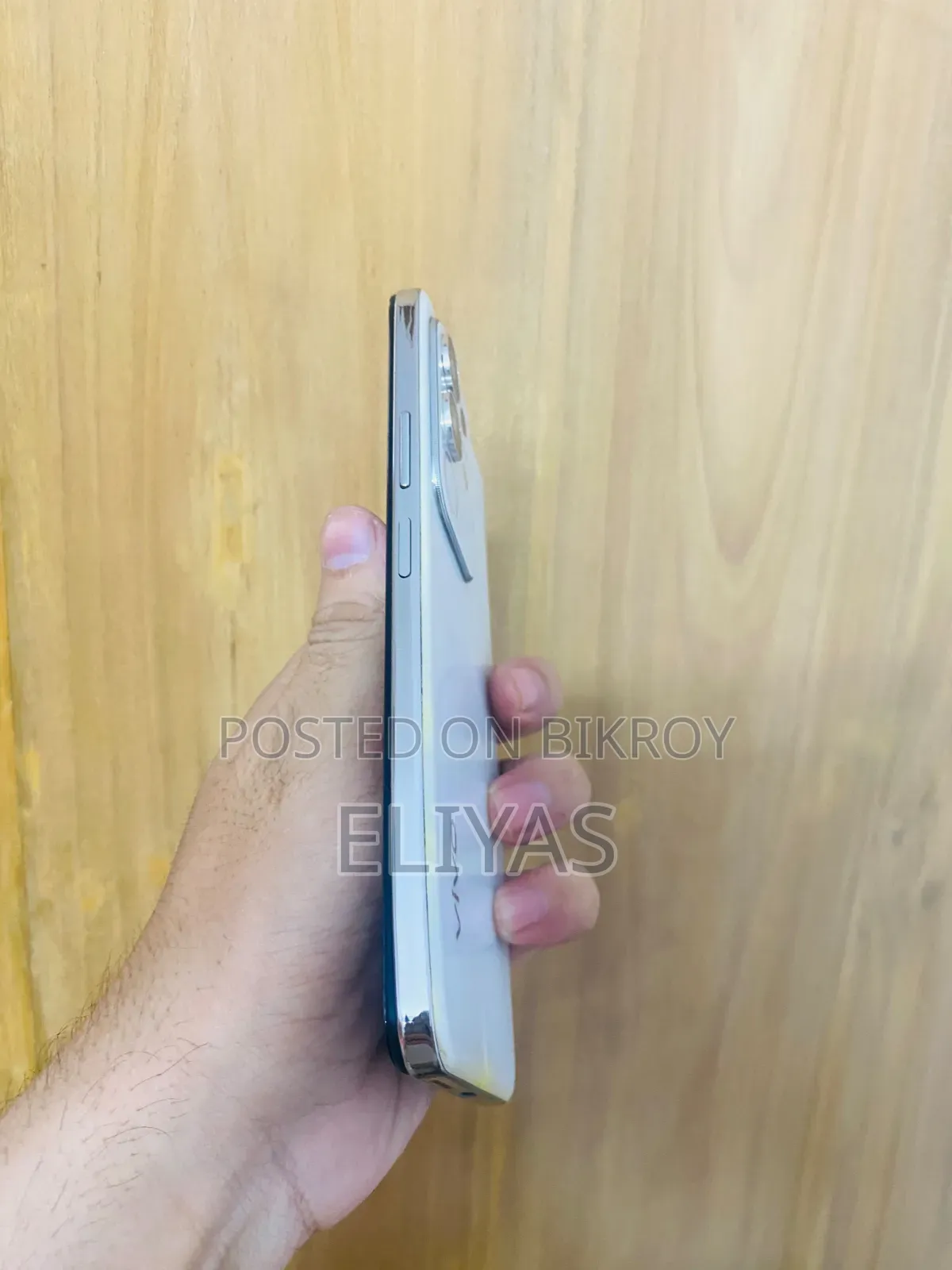 Vivo Y29 128 GB Silver