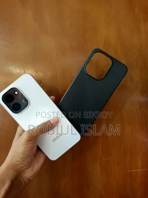 iQOO 256 GB White