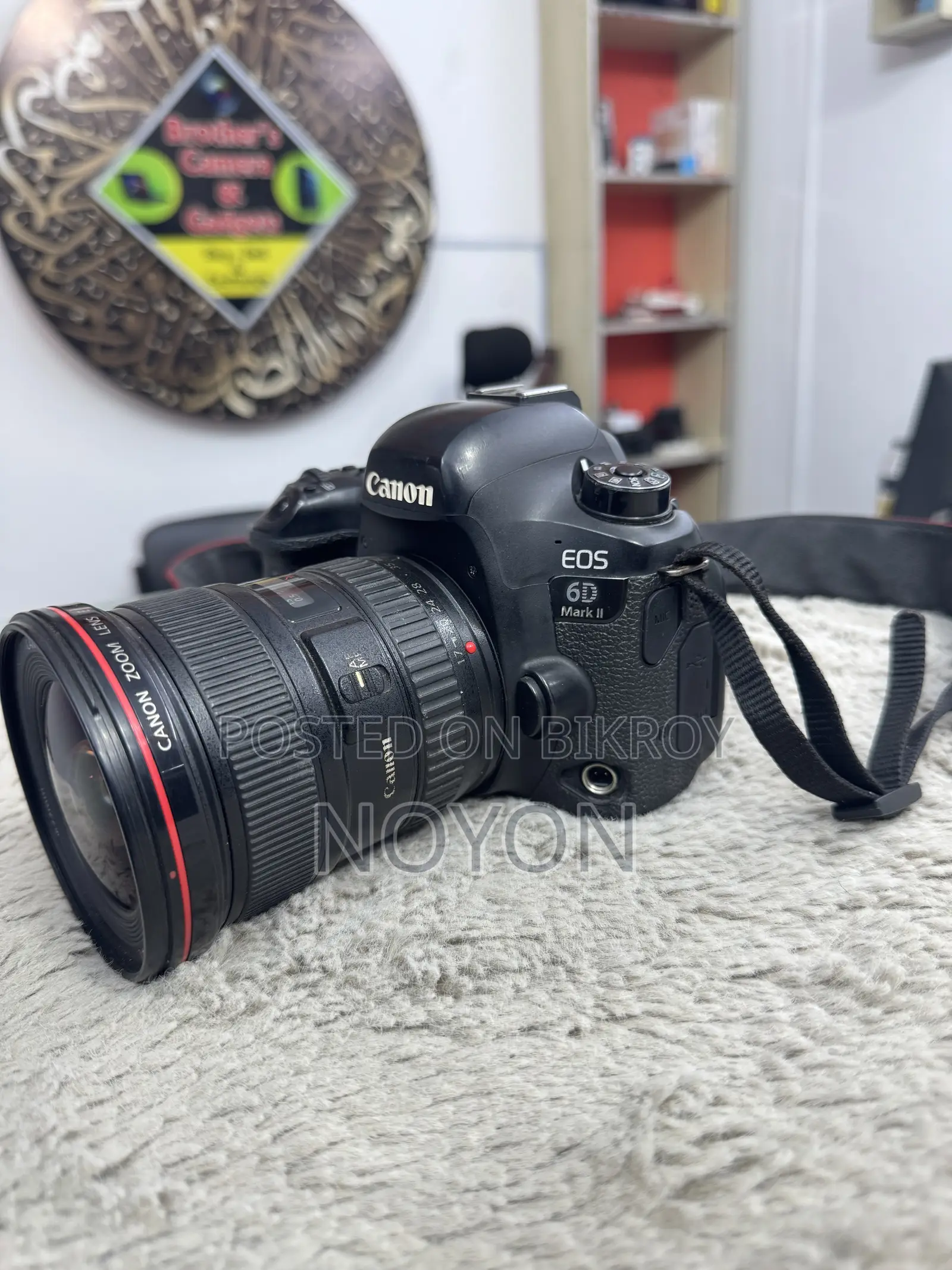 ক্যানন ৬ডি মার্ক টু ১৭-৪০মিমি লেন্স সহ