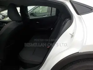 টয়োটা প্রিয়াস ২০২৩ পার্ল