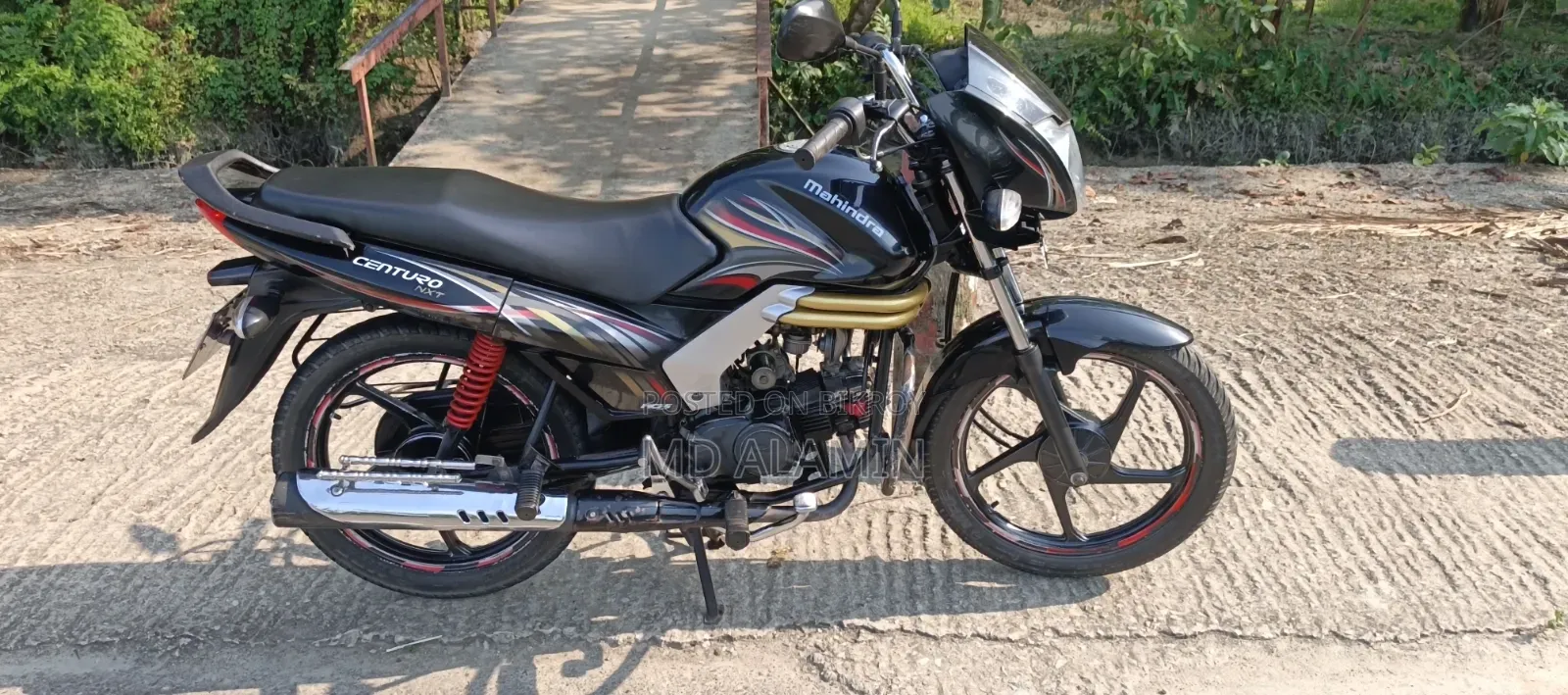 Mahindra Centuro 2022 Black