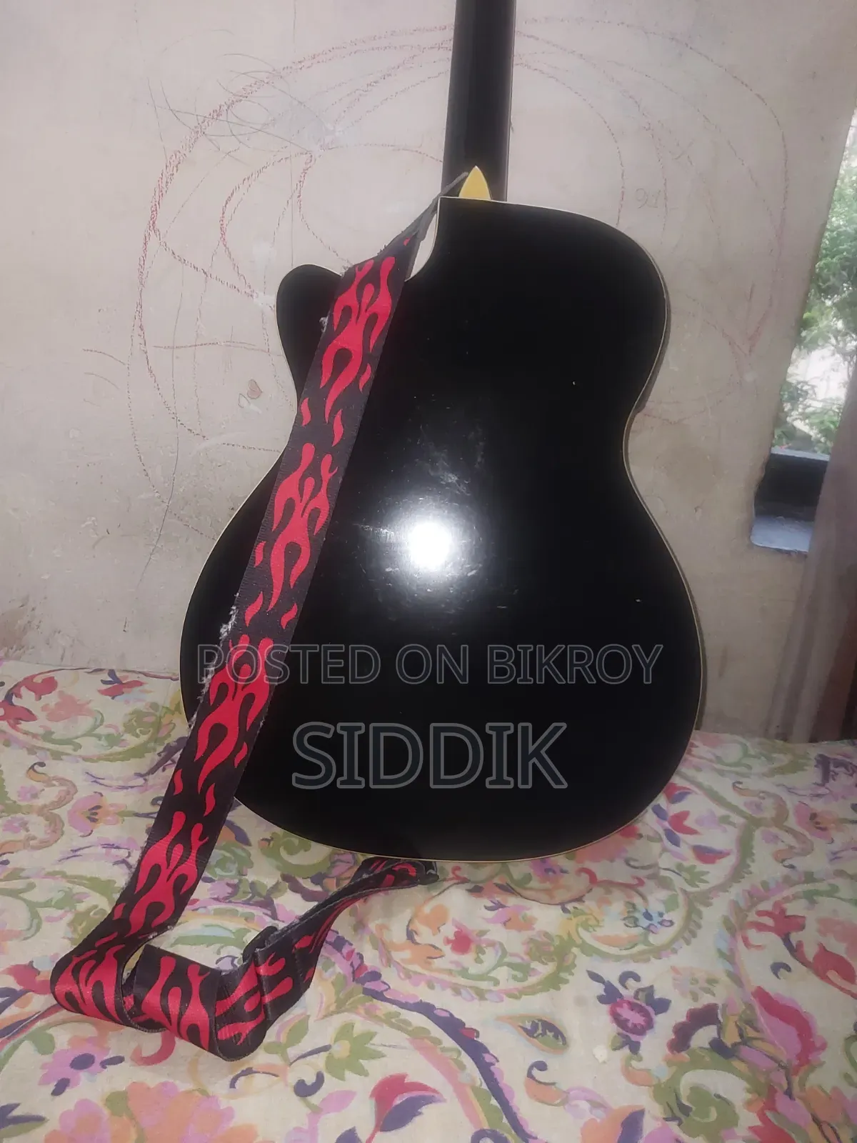 অরজিনাল কাস্টম মেইড ইকুয়ালাইজার গিটার