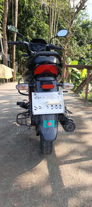 Mahindra Centuro 2022 Black