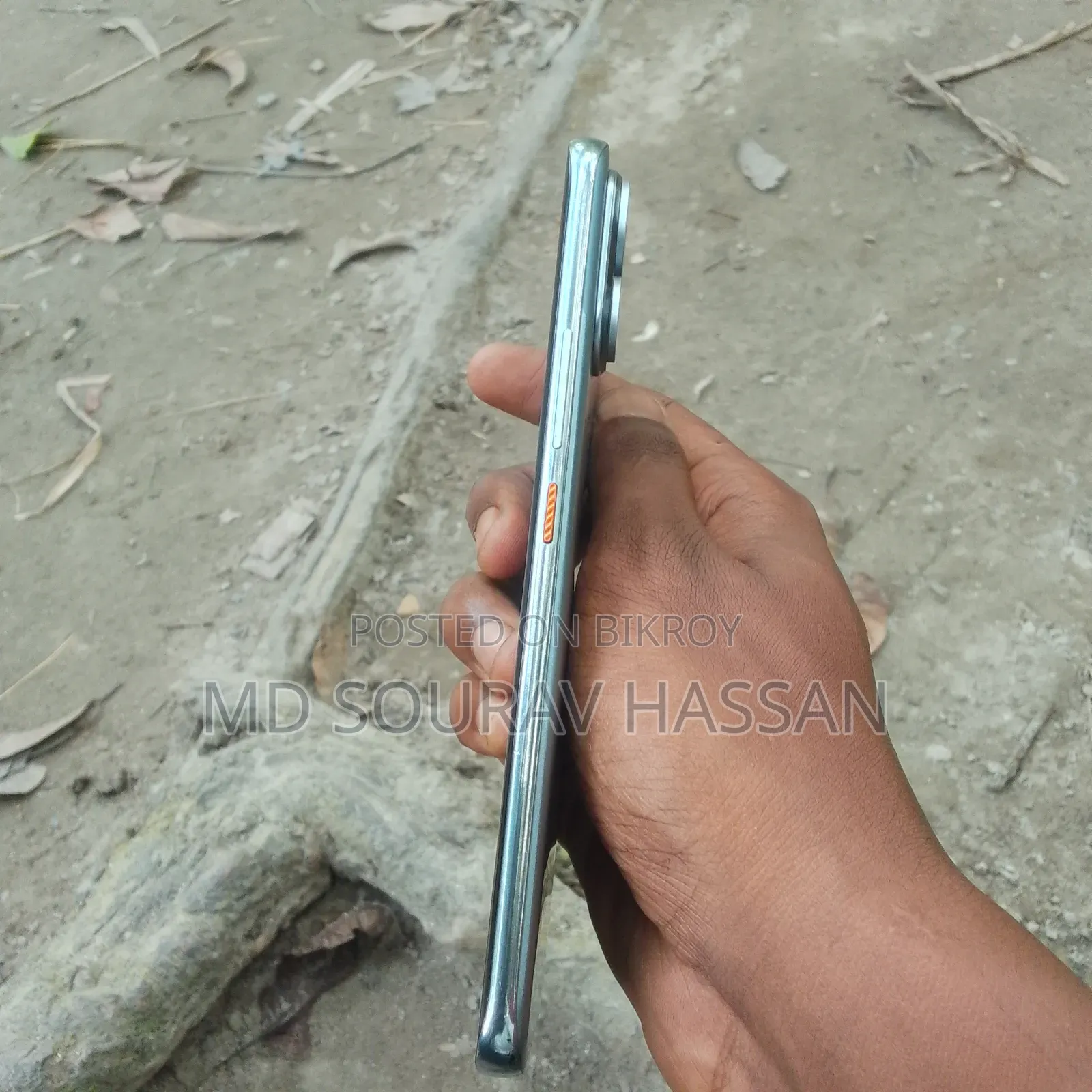 নতুন টেকনো পোভা কার্ভ ২ ৫জি ২৫৬ জিবি সিলভার