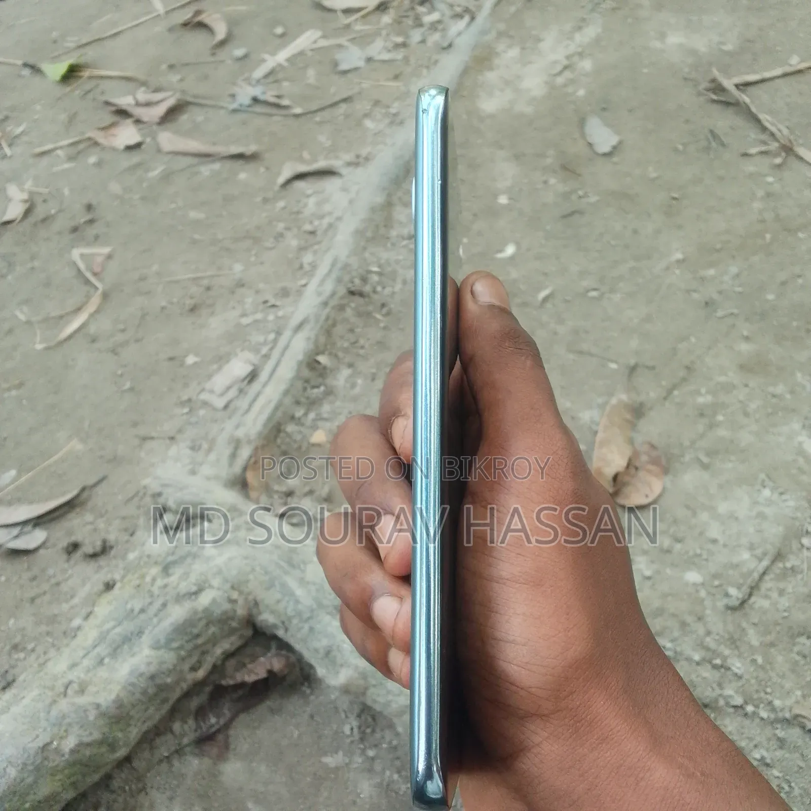 নতুন টেকনো পোভা কার্ভ ২ ৫জি ২৫৬ জিবি সিলভার
