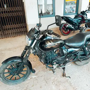 Bajaj Avenger 160 Street 2021 Black